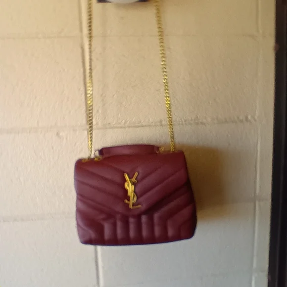 Leather Quilted Monogram Small  NEW BURGAndy Firm Last Offer As Is - Picture 6 of 8